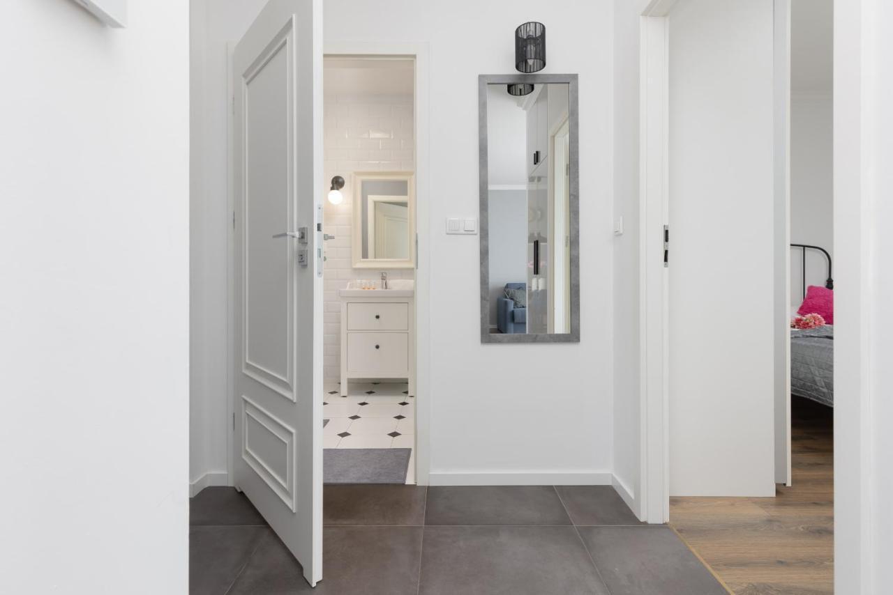 Warsaw Ursynow Apartment With Balcony By Noclegi Renters Εξωτερικό φωτογραφία